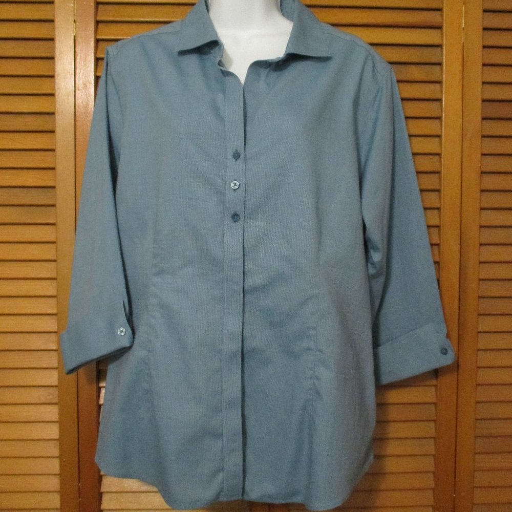 Red House top blue No Iron soft quality cotton button down blouse size XL